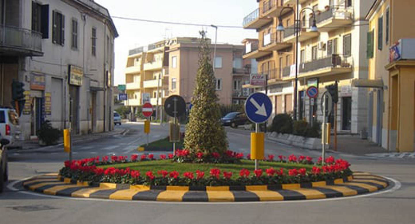 Suministro e instalación de rotonda prefabricada en Tenerife y Las Palmas de Gran Canaria